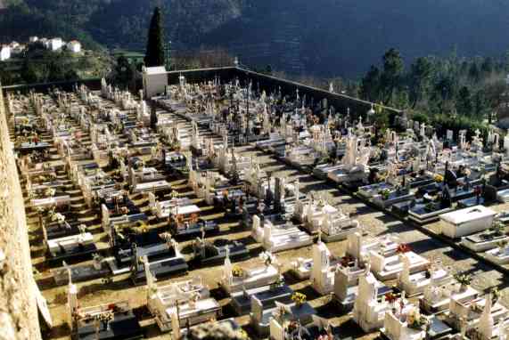 Cemitério de Loriga Loriga Loriga Loriga Loriga Loriga Loriga